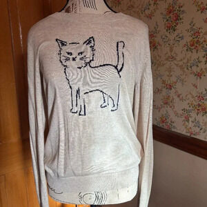 Banana Republic Soft Cream Lightweight Sweater with Cat outline Size M NWOT